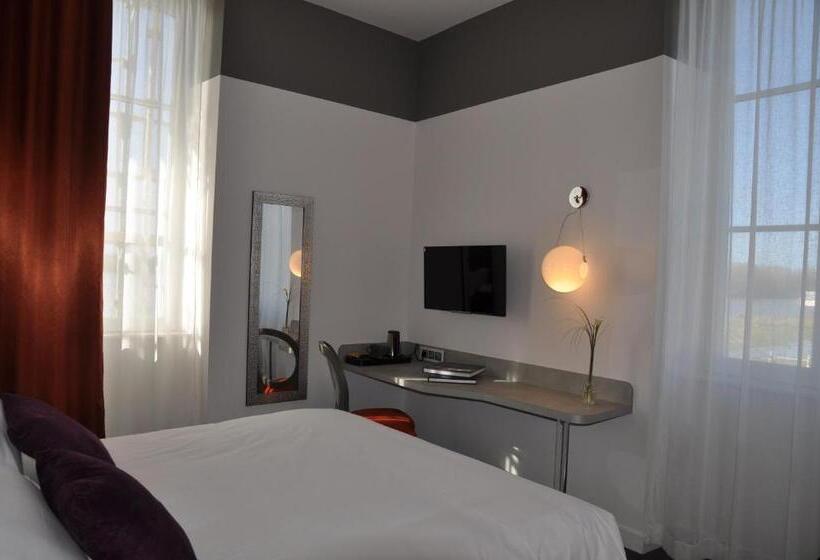 Номер Executive, Les 3 Lieux