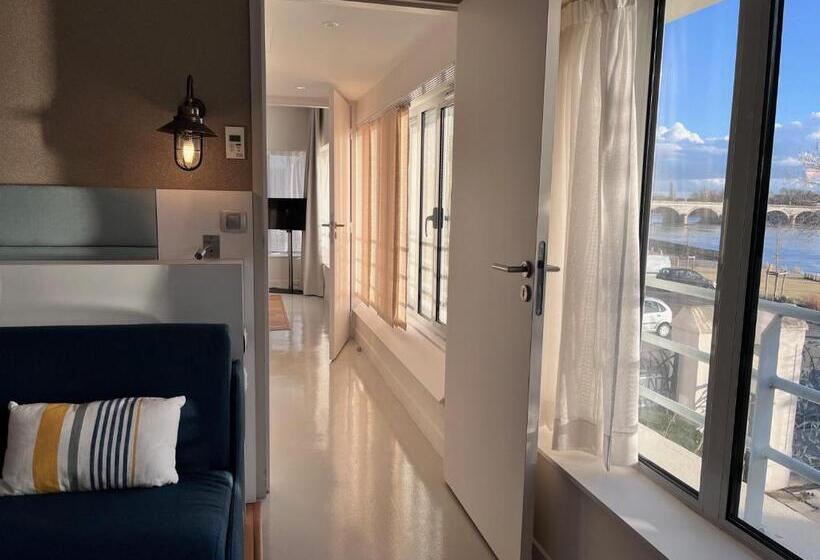 Люкс 2 Спальни, Les 3 Lieux