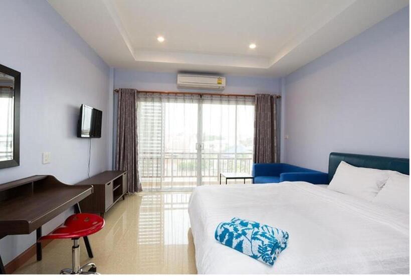 スタンダードルーム, Takanta Place