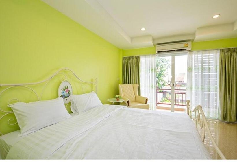 スタンダードルーム, Takanta Place