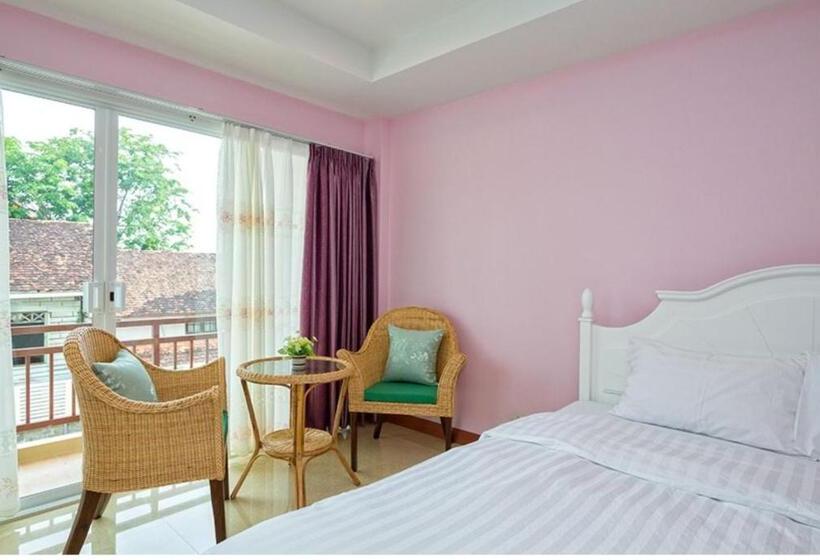 デラックスルーム, Takanta Place