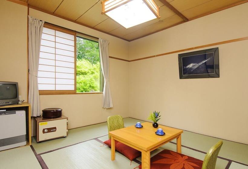 标准间, Yachi Onsen