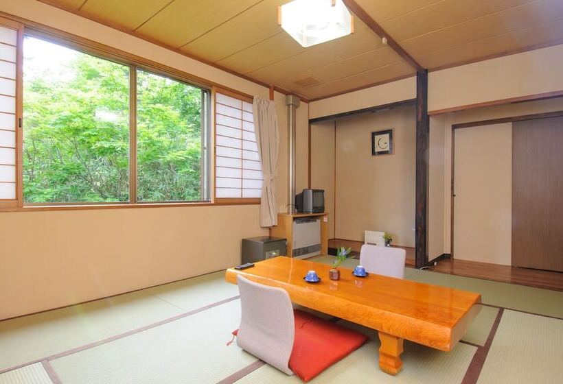 标准间, Yachi Onsen