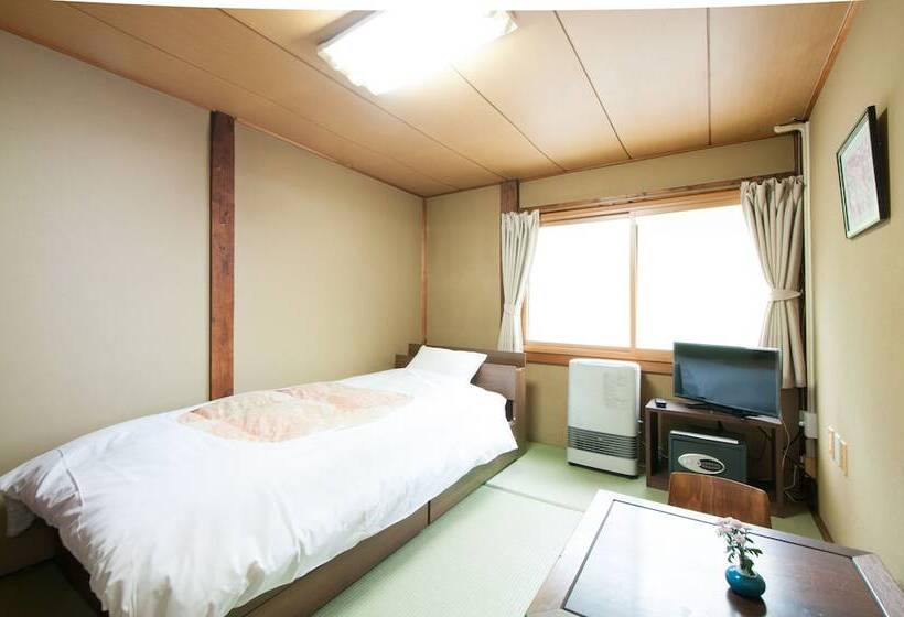 标准间, Yachi Onsen