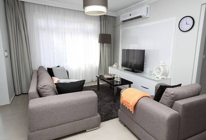 2 Bedroom Apartment, Patika Suites