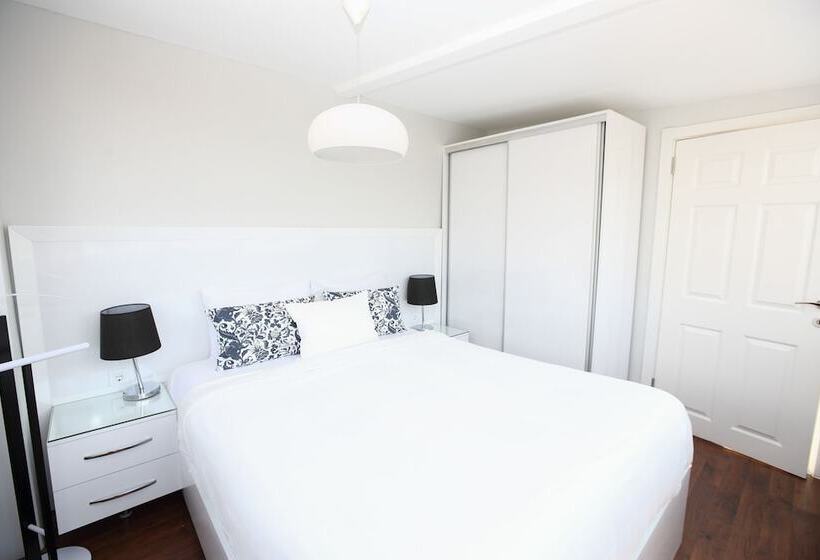 1 Bedroom Penthouse Apartment, Patika Suites