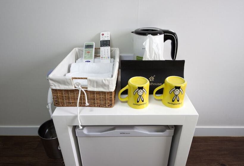 Quarto Estandar Individual, 24 Guesthouse Myeongdong Town