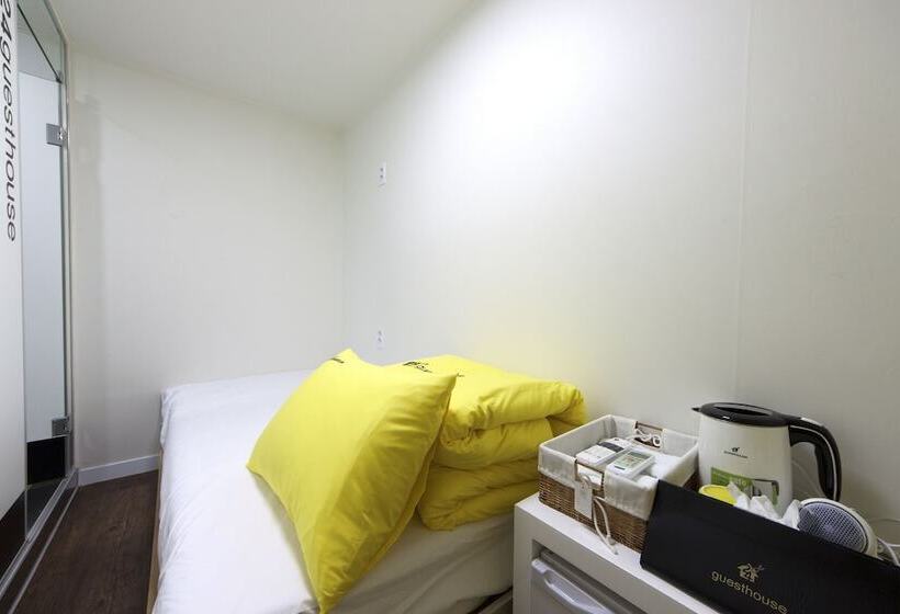 Quarto Estandar Individual, 24 Guesthouse Myeongdong Town