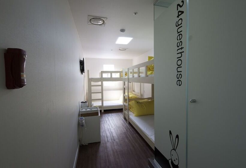 Quarto Familiar, 24 Guesthouse Myeongdong Town