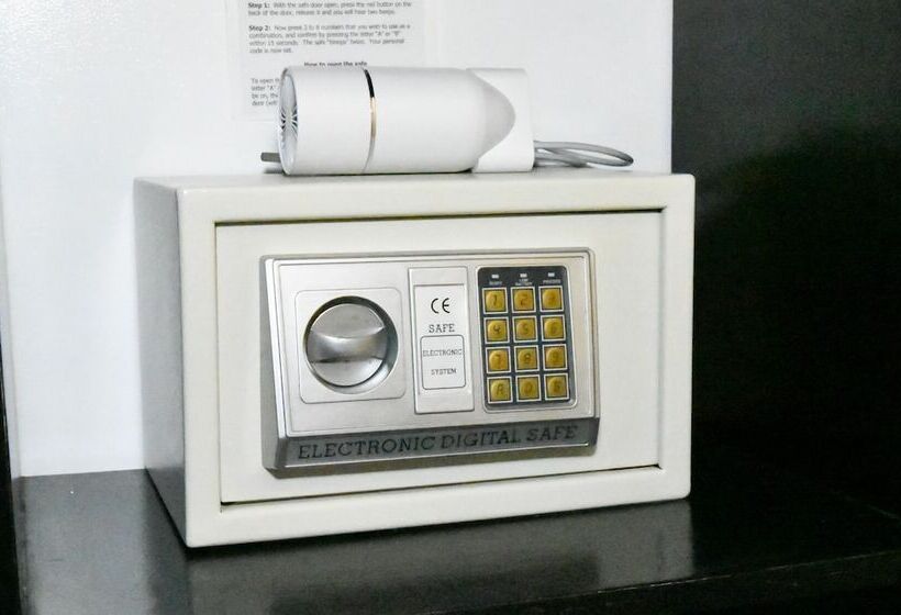 اتاق استاندارد با تخت بزرگ, Swiftlets Inn