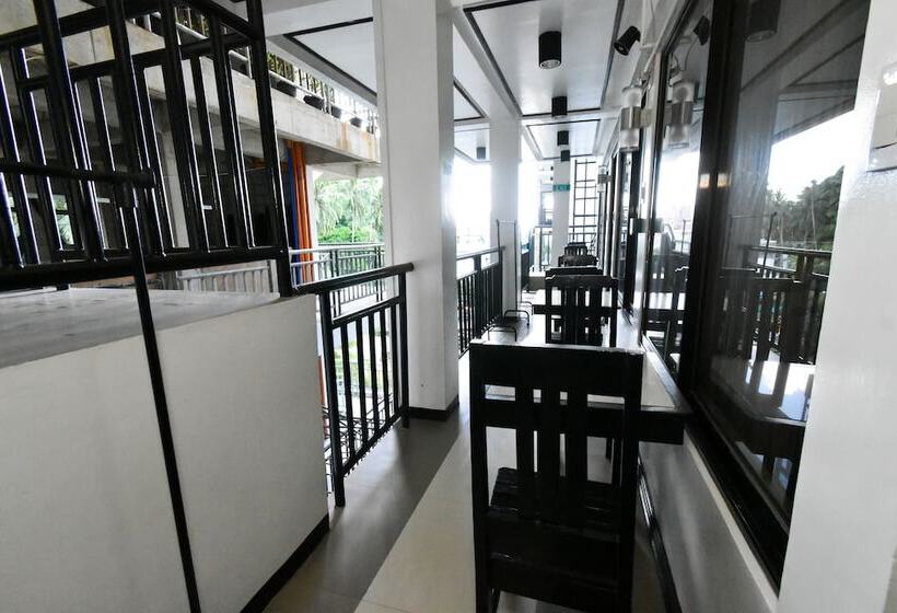 اتاق استاندارد با تخت بزرگ, Swiftlets Inn