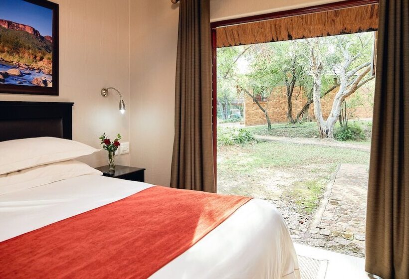 בקתת חדר, First Group Magalies Park