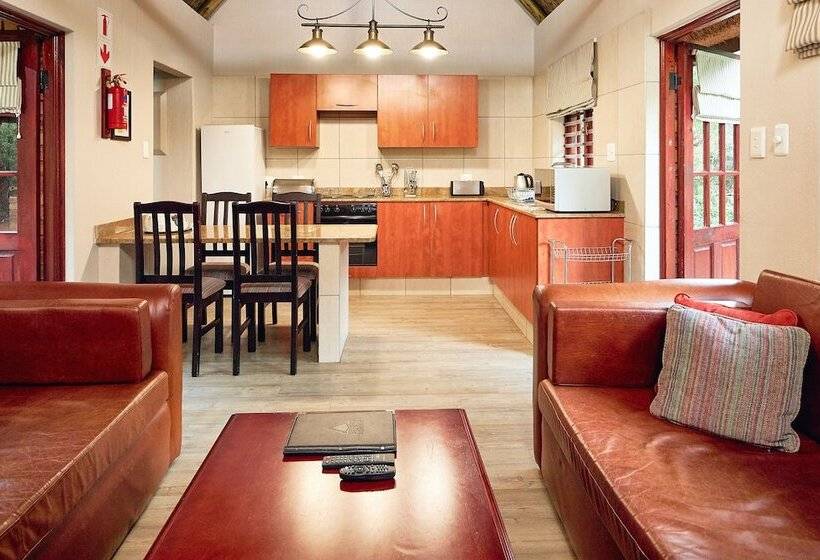 בקתת חדר, First Group Magalies Park