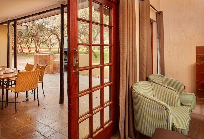 בקתת סופריור בת חדר 1, First Group Magalies Park