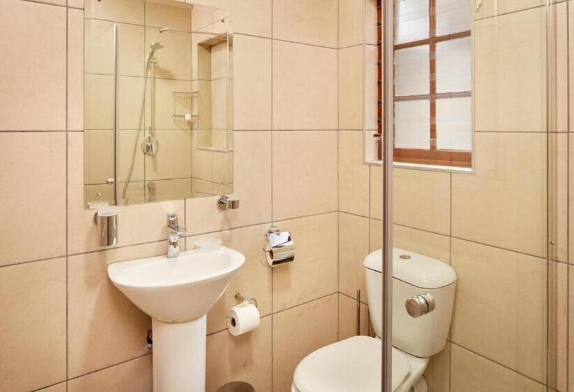 בקתת סופריור בת חדר 1, First Group Magalies Park