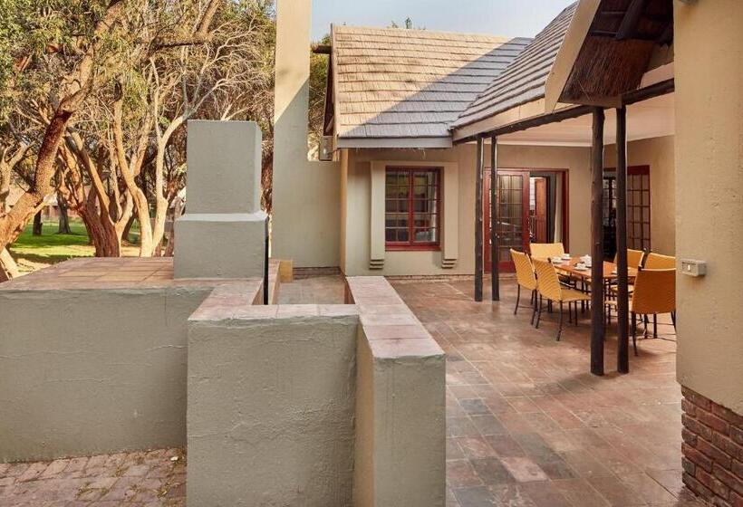 בקתת סופריור בת חדר 1, First Group Magalies Park