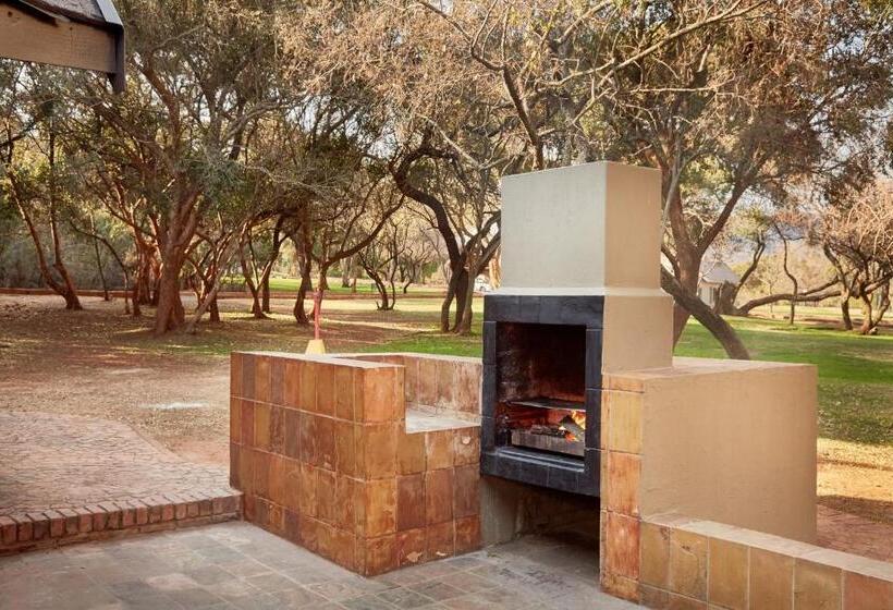 בקתת סופריור בת חדר 1, First Group Magalies Park