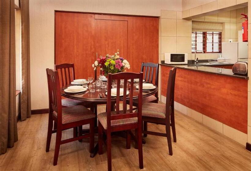 בקתת סופריור בת חדר 1, First Group Magalies Park