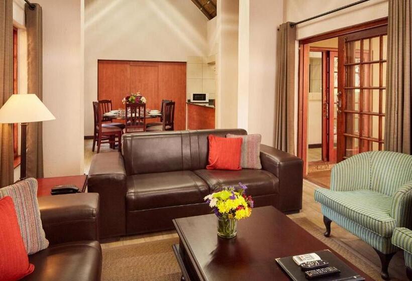 בקתת סופריור בת חדר 1, First Group Magalies Park