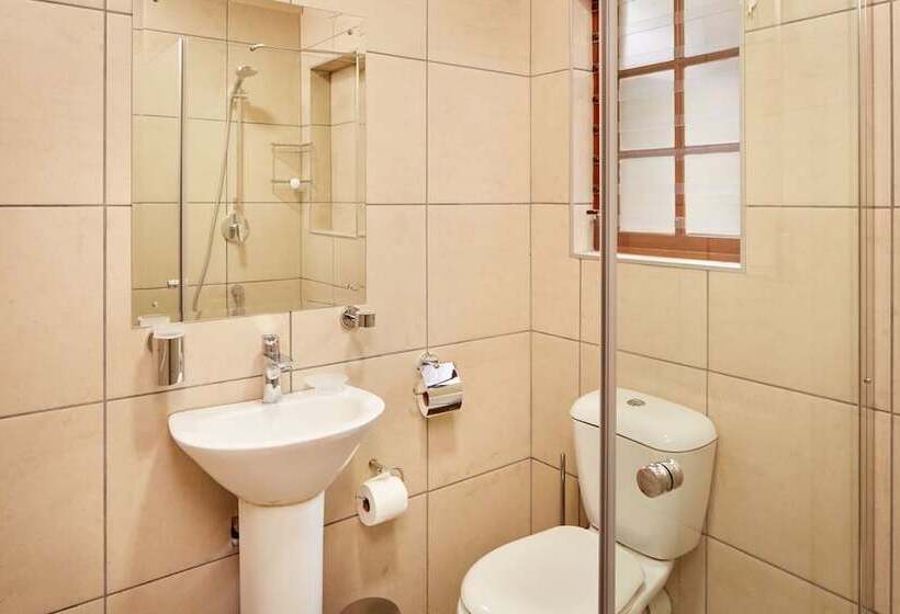 בקתת סופריור בת חדר 1, First Group Magalies Park