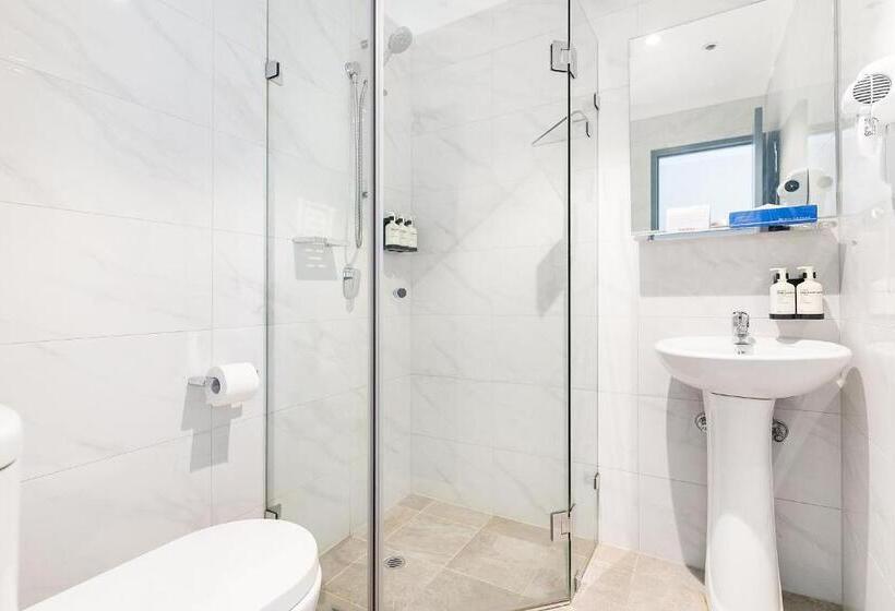 اتاق خانوادگی, Breakfree On Broadway Sydney, An Accor