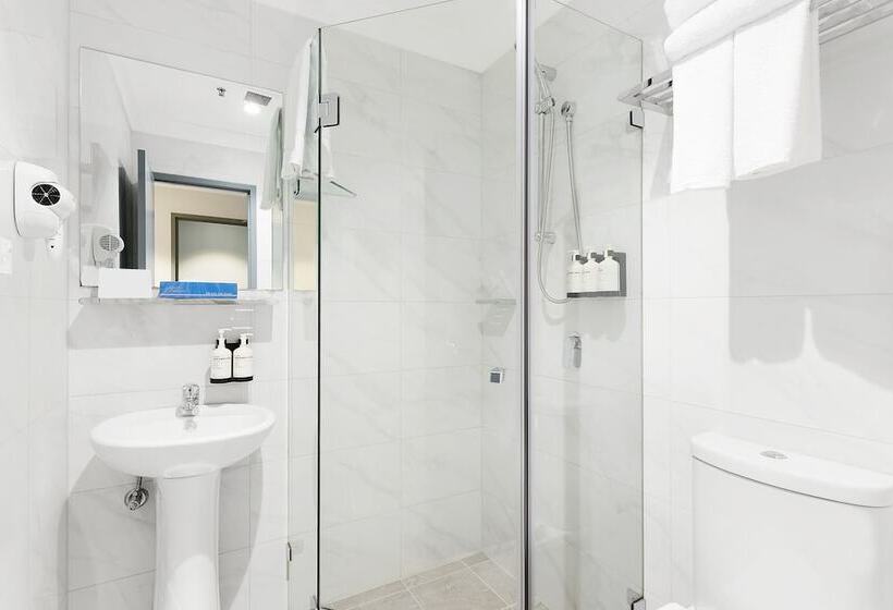 اتاق خانوادگی, Breakfree On Broadway Sydney, An Accor