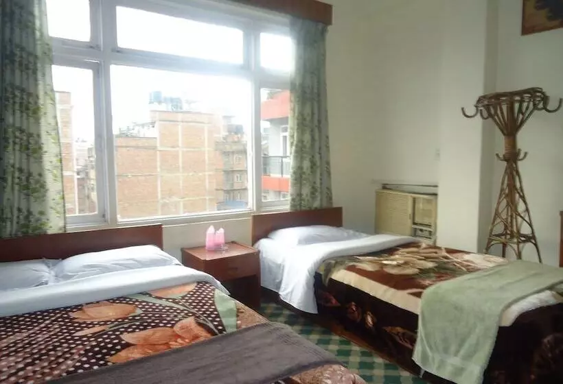 اتاق استاندارد, Discovery Inn