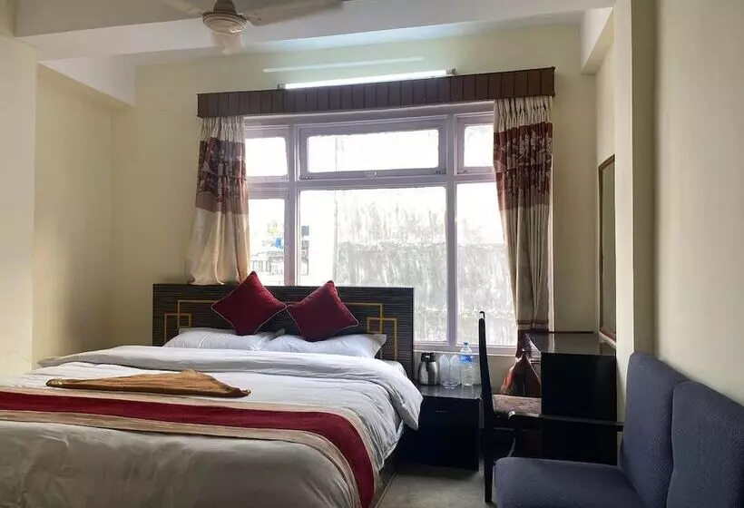 اتاق استاندارد, Discovery Inn