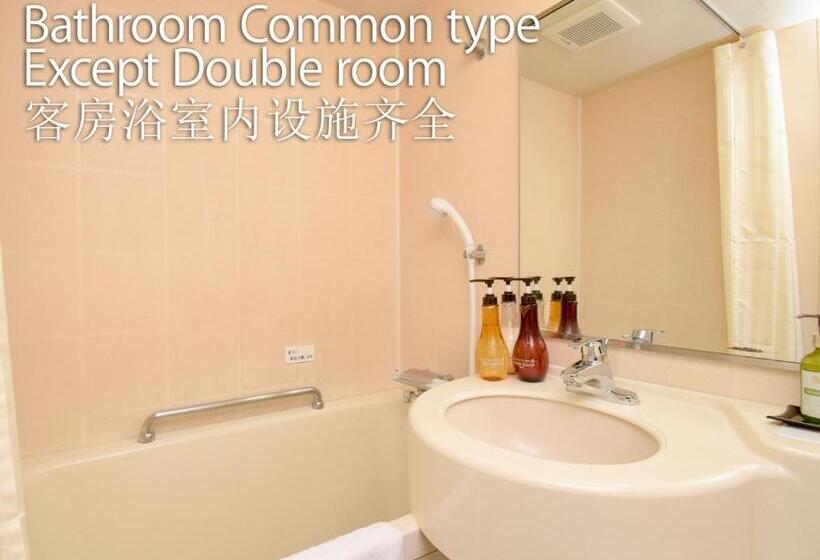 标准单人间, Maira