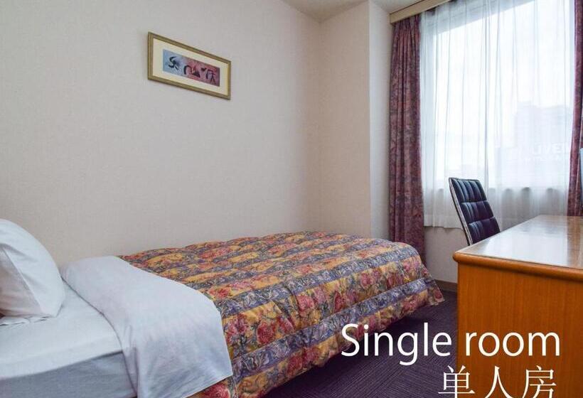 标准单人间, Maira