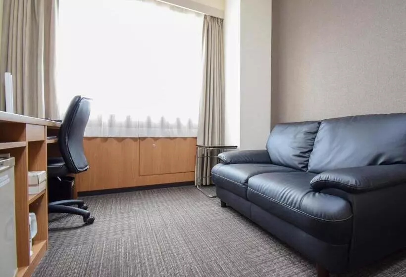 Standard-huone, Maira