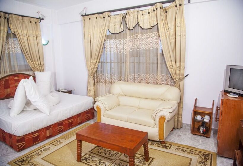 اتاق اجرایی, Natron Palace