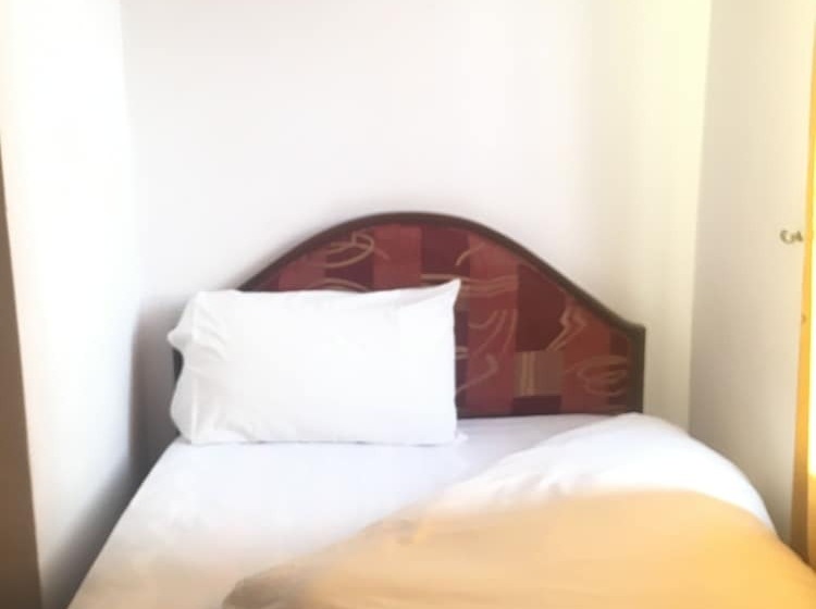 اتاق استاندارد یک نفره, Natron Palace