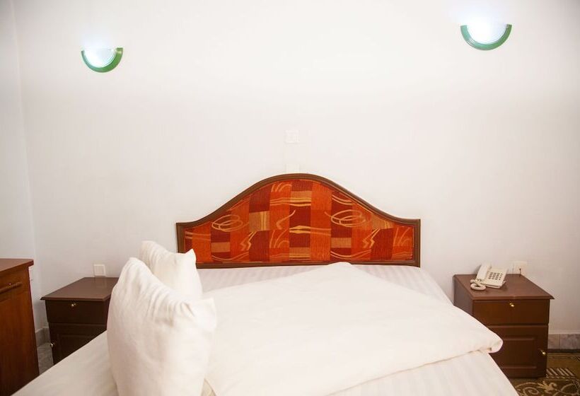 اتاق استاندارد, Natron Palace