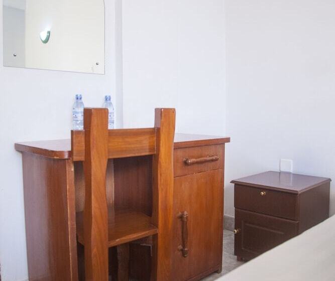 اتاق استاندارد, Natron Palace