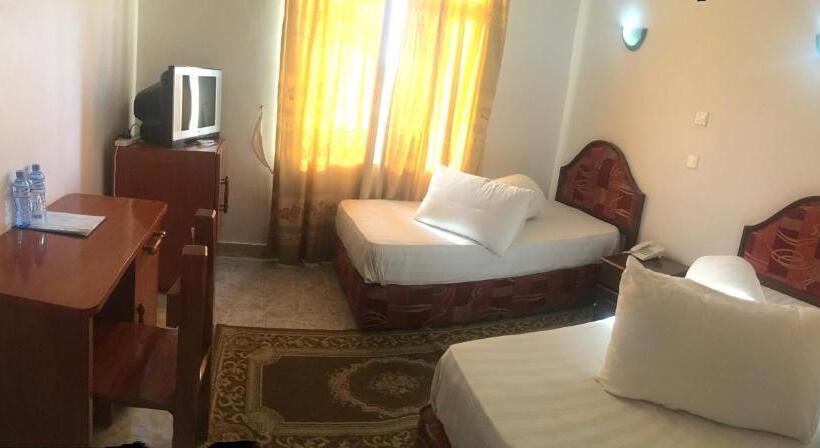 اتاق استاندارد, Natron Palace