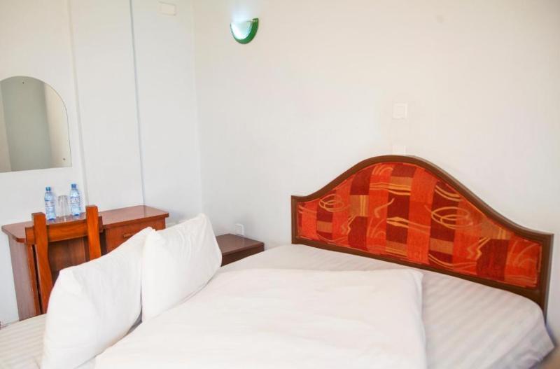 اتاق لوکس, Natron Palace