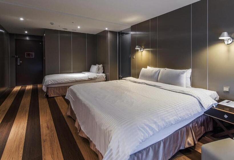 اتاق اجرایی سه نفره, Relax I