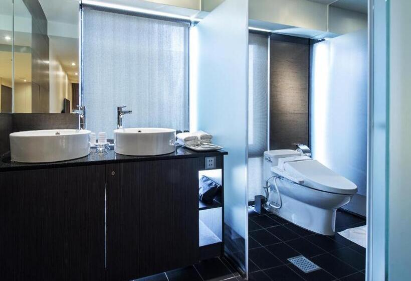 اتاق خانوادگی, Relax I