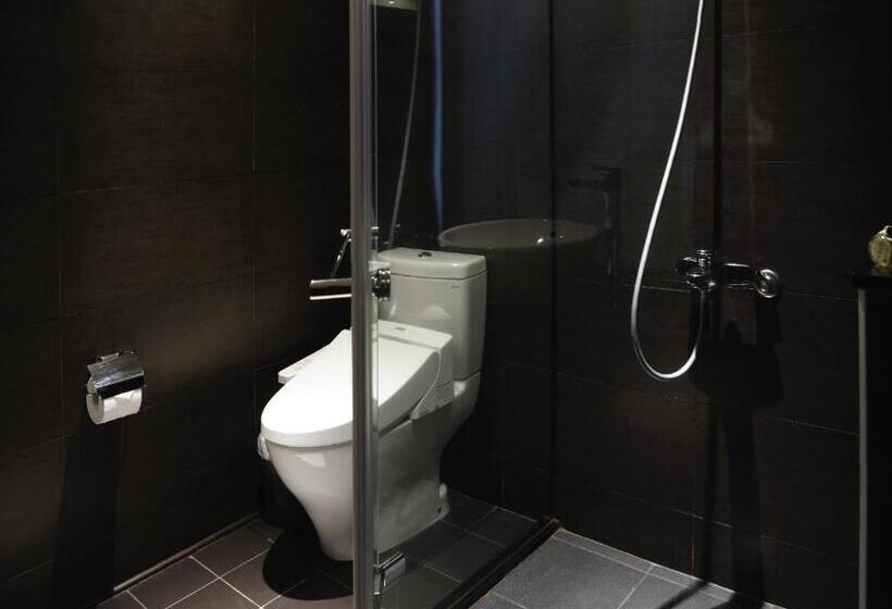 اتاق لوکس با تخت بزرگ, Relax I