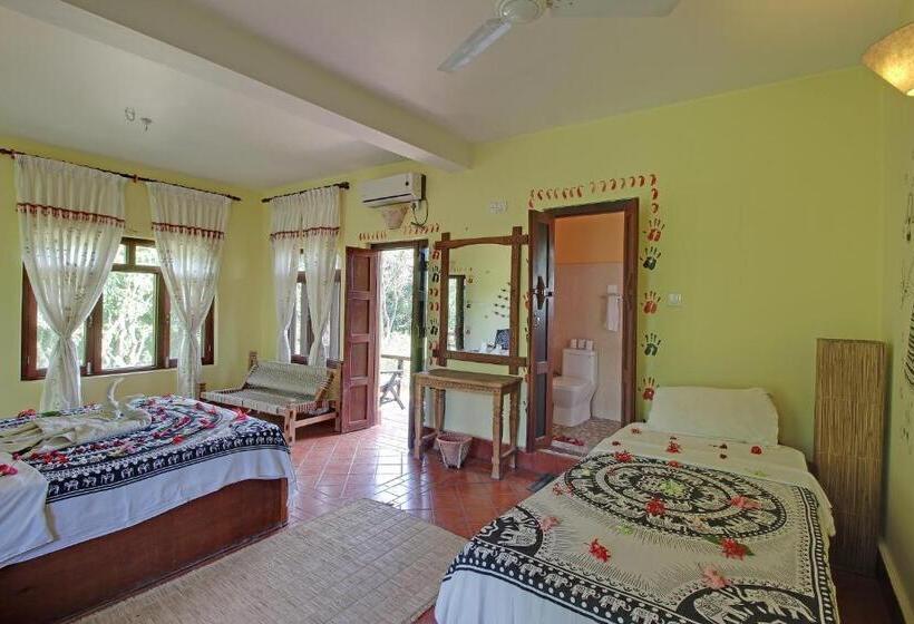 اتاق لوکس یک تخته, Sapana Village Lodge