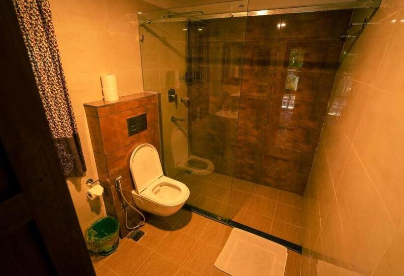 اتاق لوکس یک تخته, Sapana Village Lodge
