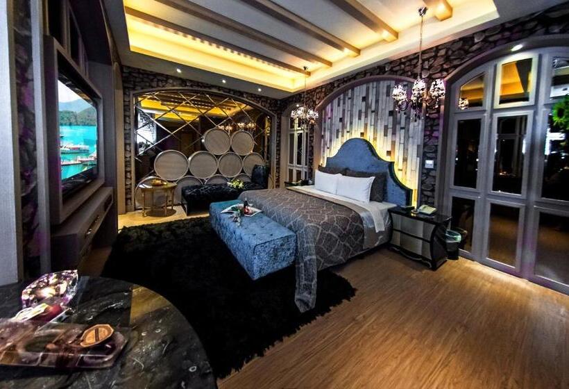 اتاق لوکس, Jin Sha Motel