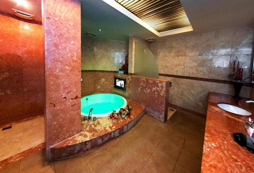 اتاق پرمیوم, Jin Sha Motel