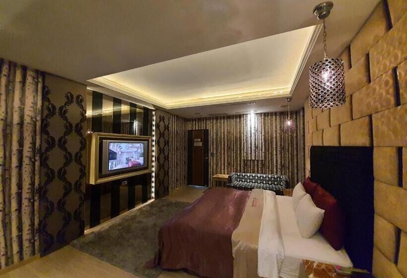 اتاق اکونومی, Jin Sha Motel