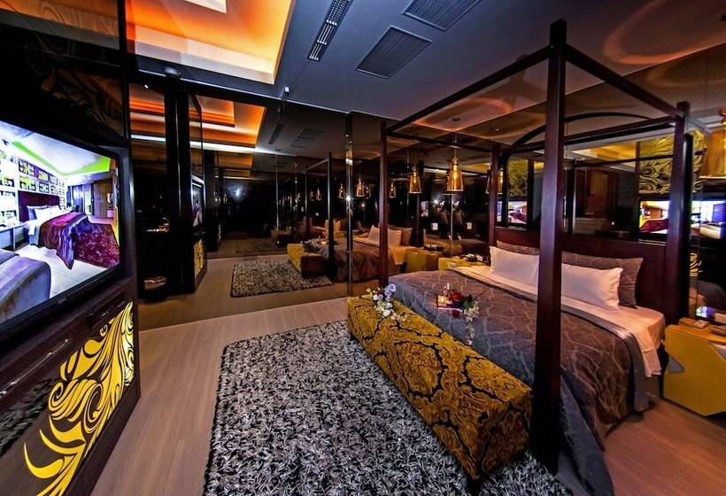 اتاق لوکس, Jin Sha Motel