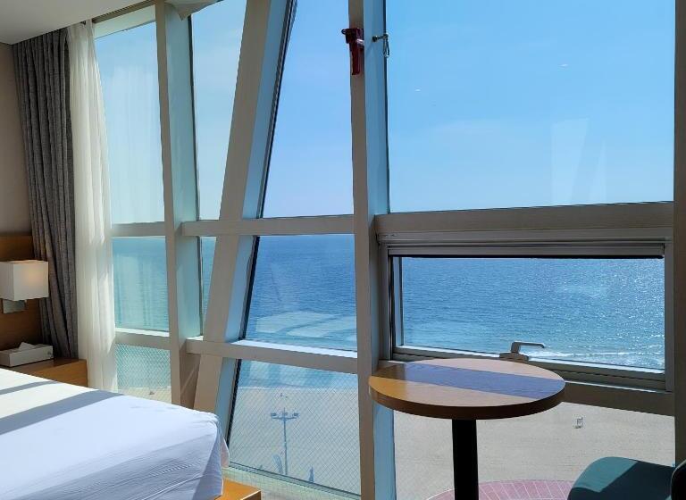 Camera Standard Vista Mare, Ms Hotel Haeundae