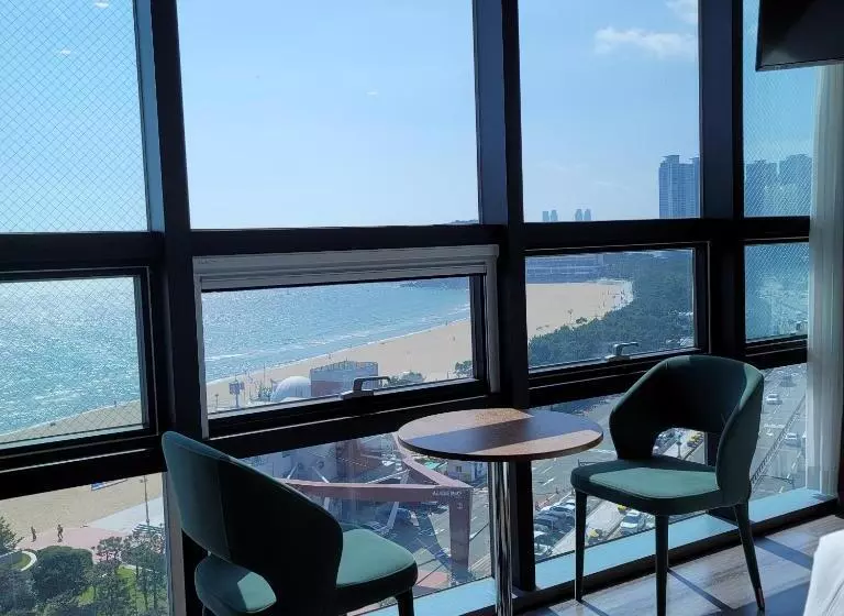 اتاق لوکس با چشم‌انداز دریا, Ms Hotel Haeundae