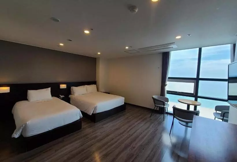 اتاق سه نفره دلوکس با چشم‌انداز دریا, Ms Hotel Haeundae