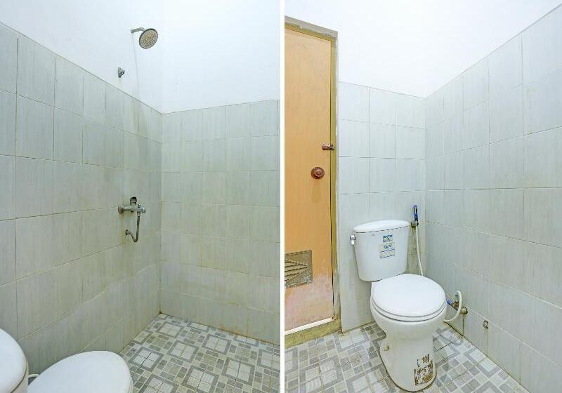 اتاق استاندارد با سرویس بهداشتی مشترک, 790 On George Backpackers